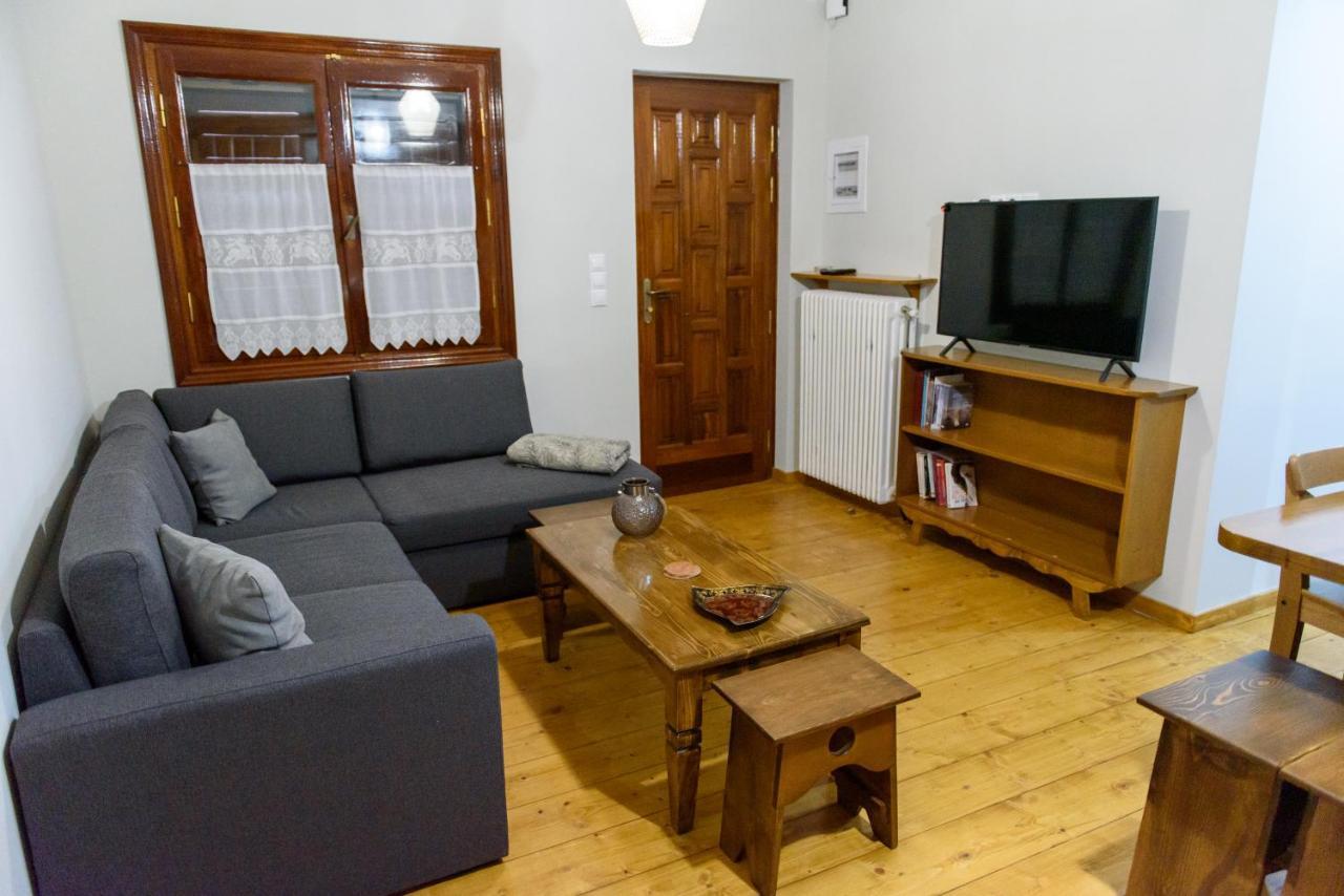 Δημητσανασ Τοποσ Νύμφη Αγνώ Apartment Dimitsana Exterior photo